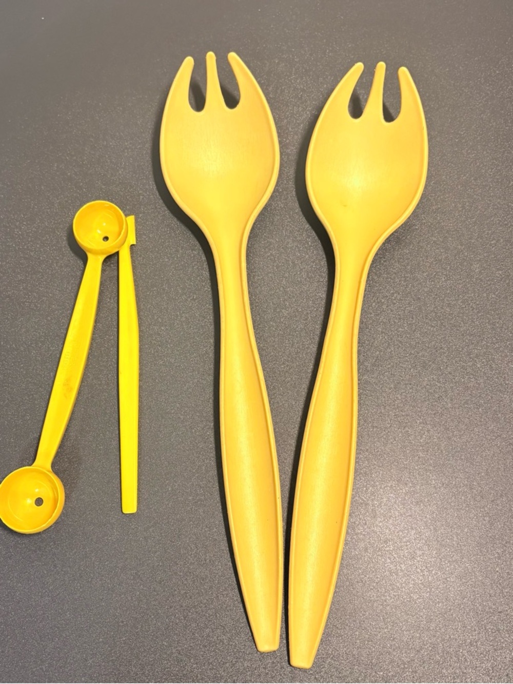Vintage Tupperware utensils Salad Servers with baller & 🍊 peeler